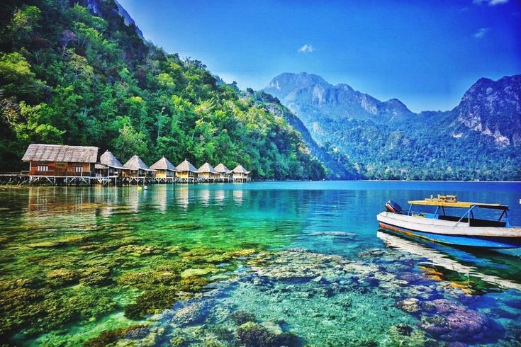 10 Hidden Gems Indonesia yang Wajib Masuk Bucket List 2025 ⭐